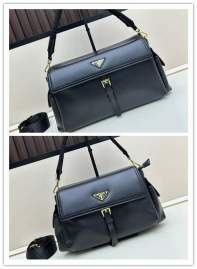 Picture of Prada Handbags _SKUfw209396921fw